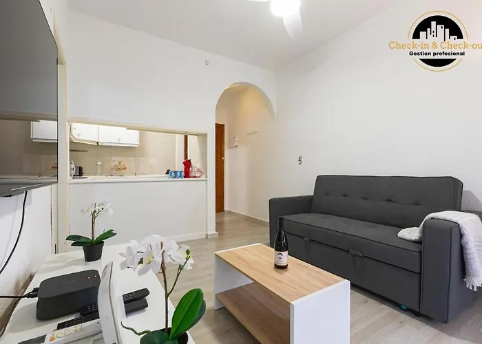 El Bajondillo Apartman *